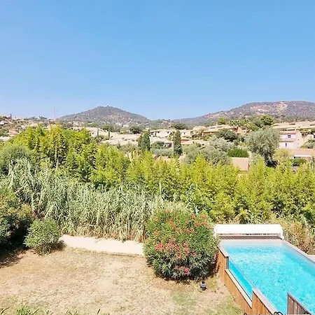 Familiale Surequipee 16p Piscine Babyfoot Billard Boulodrome * Le Lavandou