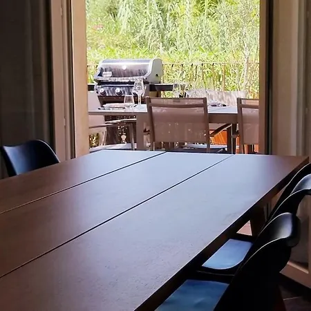 Familiale Surequipée 16p Piscine Babyfoot Billard Boulodrome * Le Lavandou