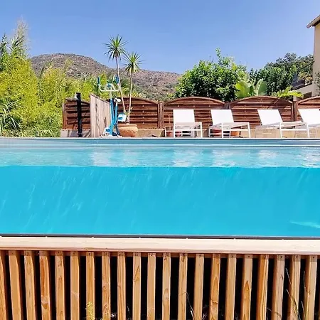 Semesterbostad Familiale Surequipee 16p Piscine Babyfoot Billard Boulodrome Le Lavandou