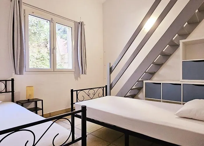 Familiale Surequipee 16p Piscine Babyfoot Billard Boulodrome Semesterbostad *