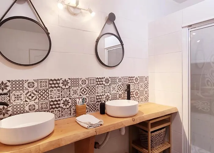 Nyaraló Familiale Surequipee 16p Piscine Babyfoot Billard Boulodrome *